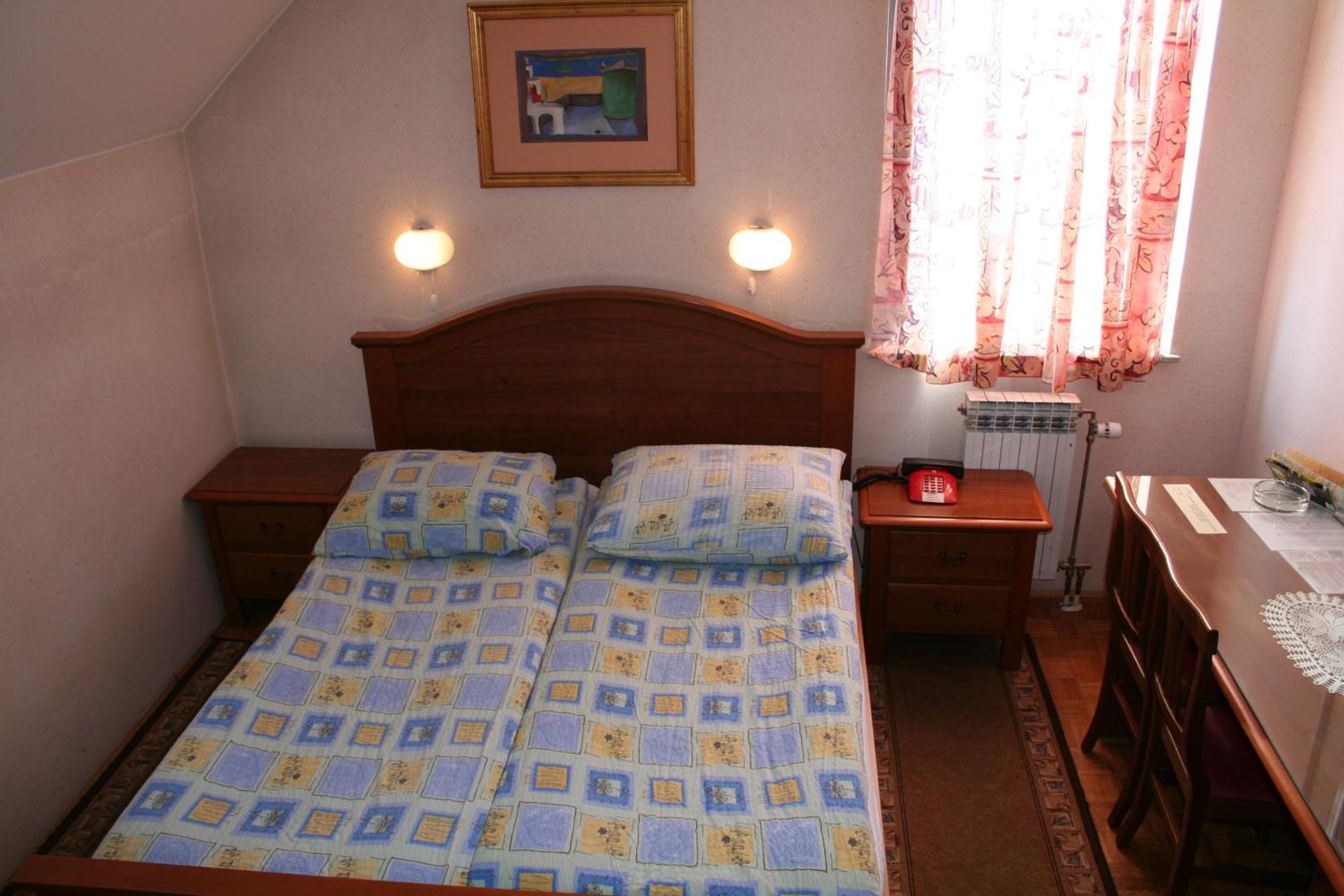 Guesthouse Janez Maribor Extérieur photo