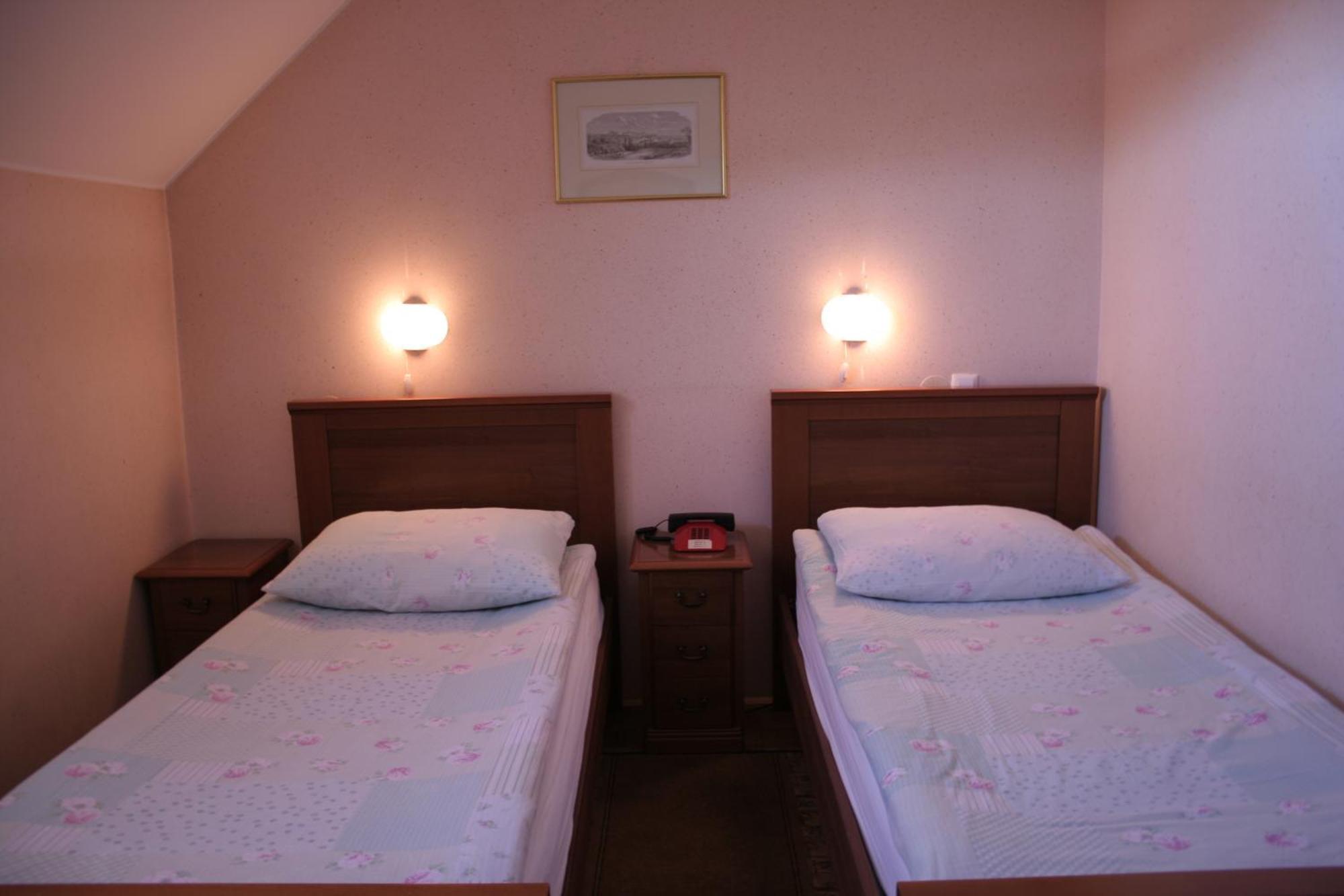 Guesthouse Janez Maribor Extérieur photo