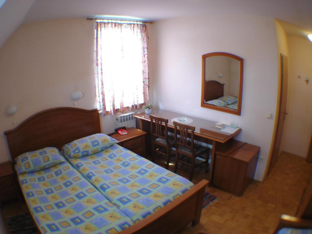 Guesthouse Janez Maribor Extérieur photo