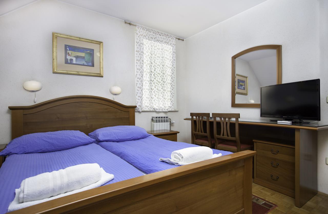 Guesthouse Janez Maribor Extérieur photo