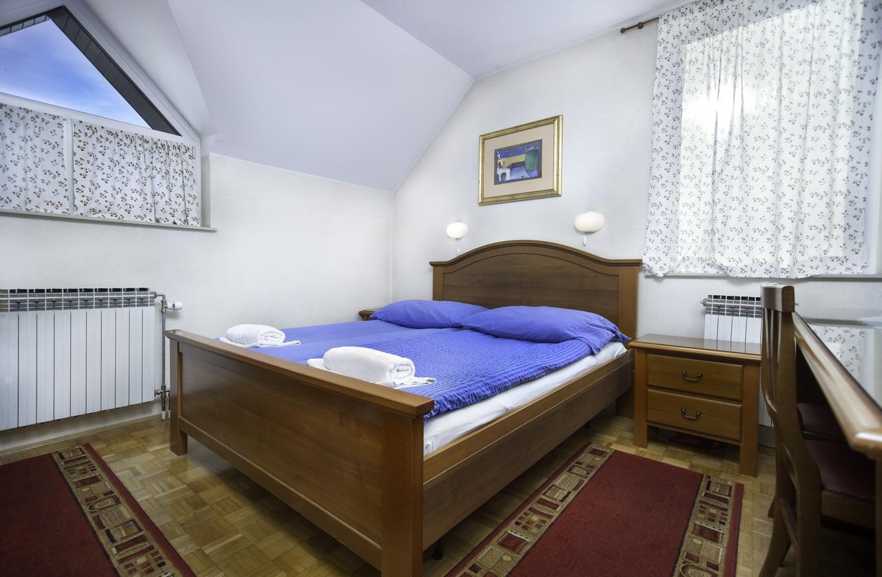Guesthouse Janez Maribor Extérieur photo
